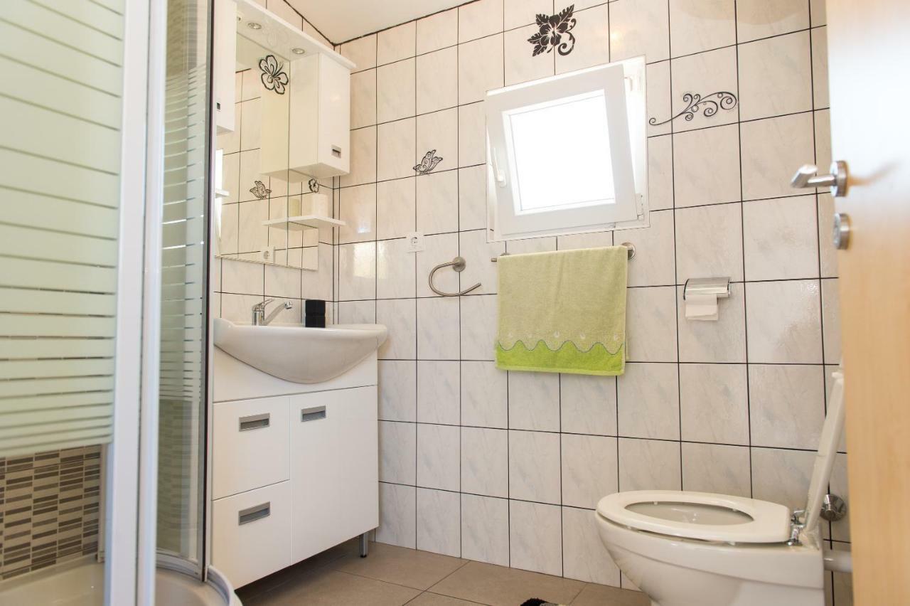 Apartment Ella Rogoznica  Extérieur photo