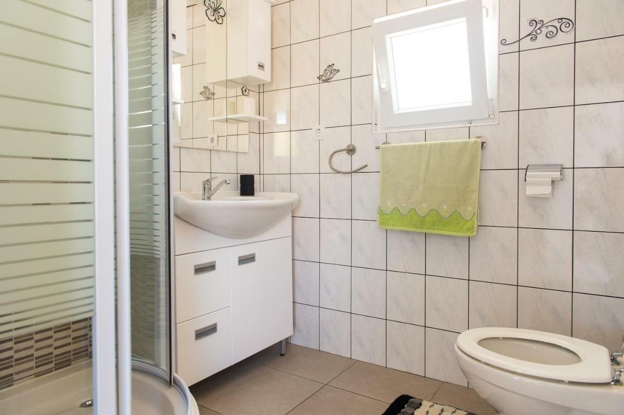 Apartment Ella Rogoznica  Extérieur photo